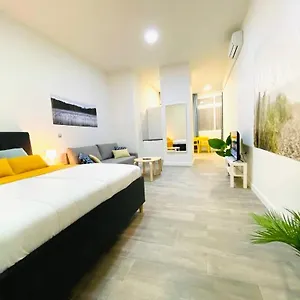 https://apt-acogedor-y-bien-situado-p6.hotelsinnerja.org