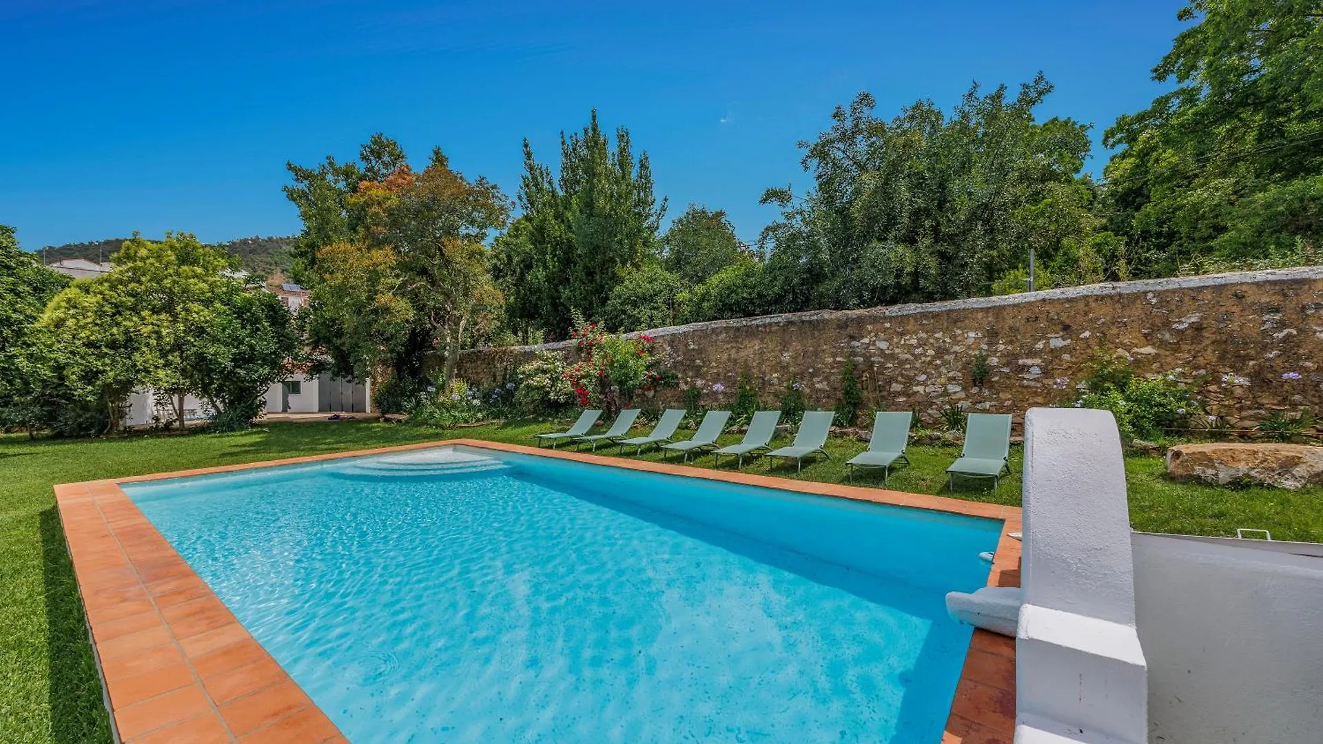 Casa Magnolia Villa Galaroza Spain